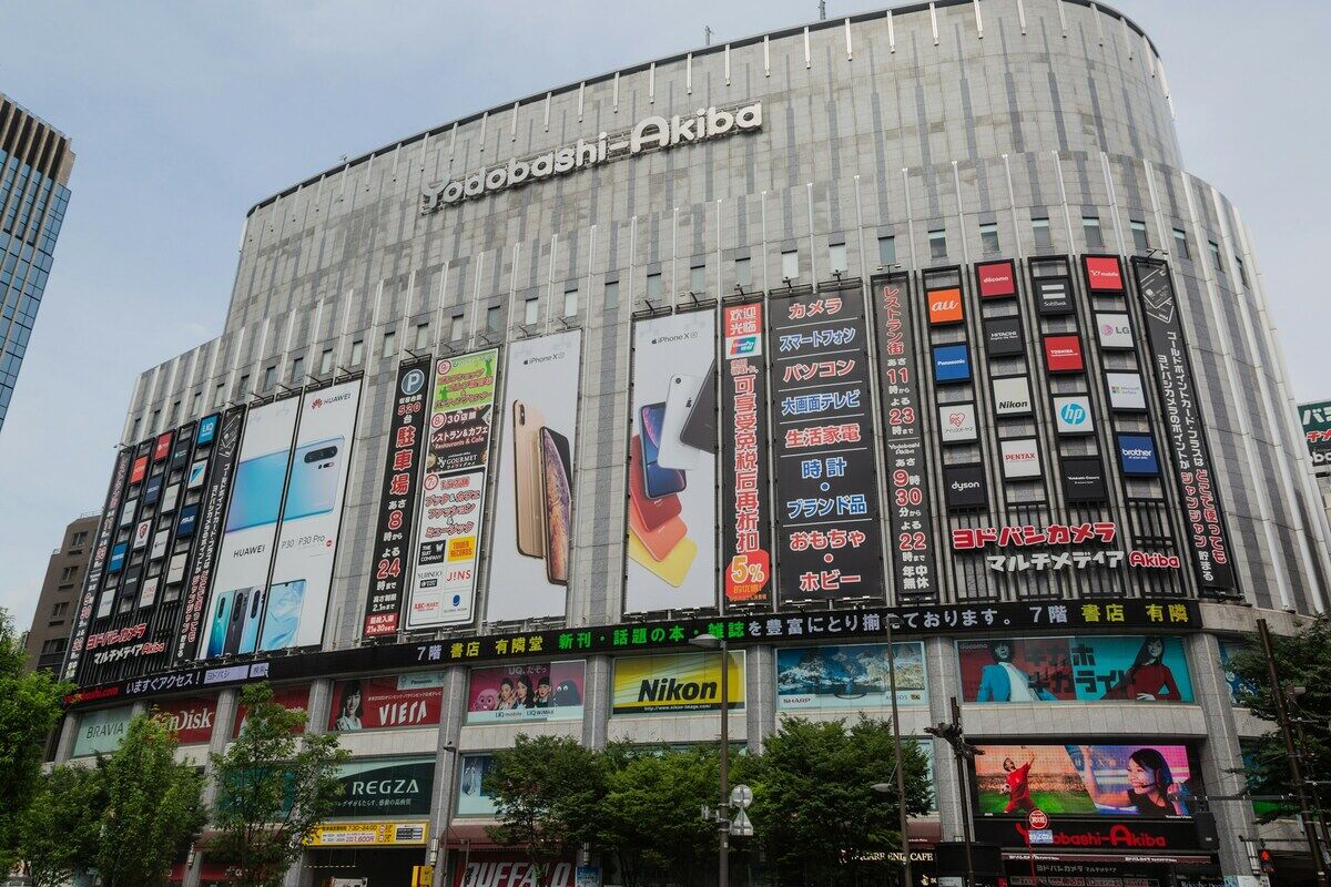 現金離れの現在地——キャッシュレス浸透率から見る消費行動